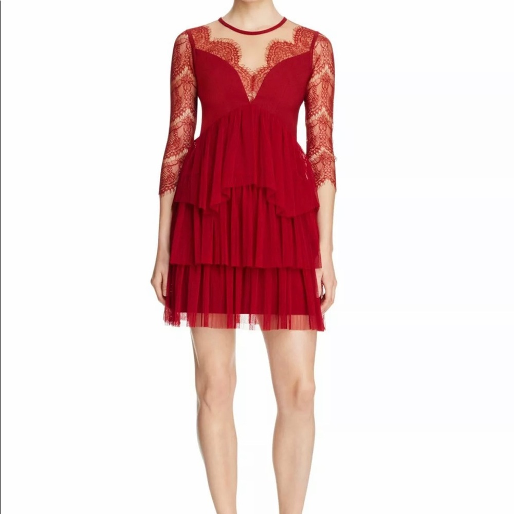 Three Floor Red Mesh Ruffle Lace Party Dress sexy